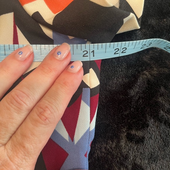 Talbots geometric placed print dress. SZ 16 Black/multi color. Round nec… - Picture 8 of 8